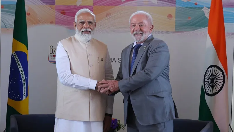 Modi e Lula acordam fortalecer os laços entre a Índia e o Brasil.jpg Modi e Lula acordam fortalecer os laços entre a Índia e o Brasil.jpg