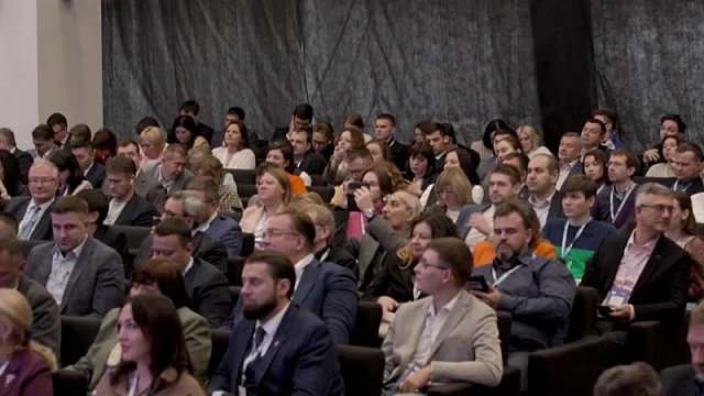 eksperty-obsudili-mezhdunarodnoe-sotrudnichestvo-v-ramkakh-briks-na-forume-digital-innopolis-days-20.jpeg